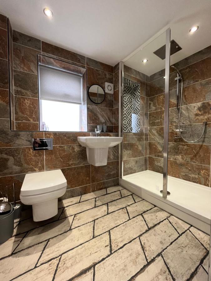 آير The Bards Loft, Large Studio Apartment المظهر الخارجي الصورة